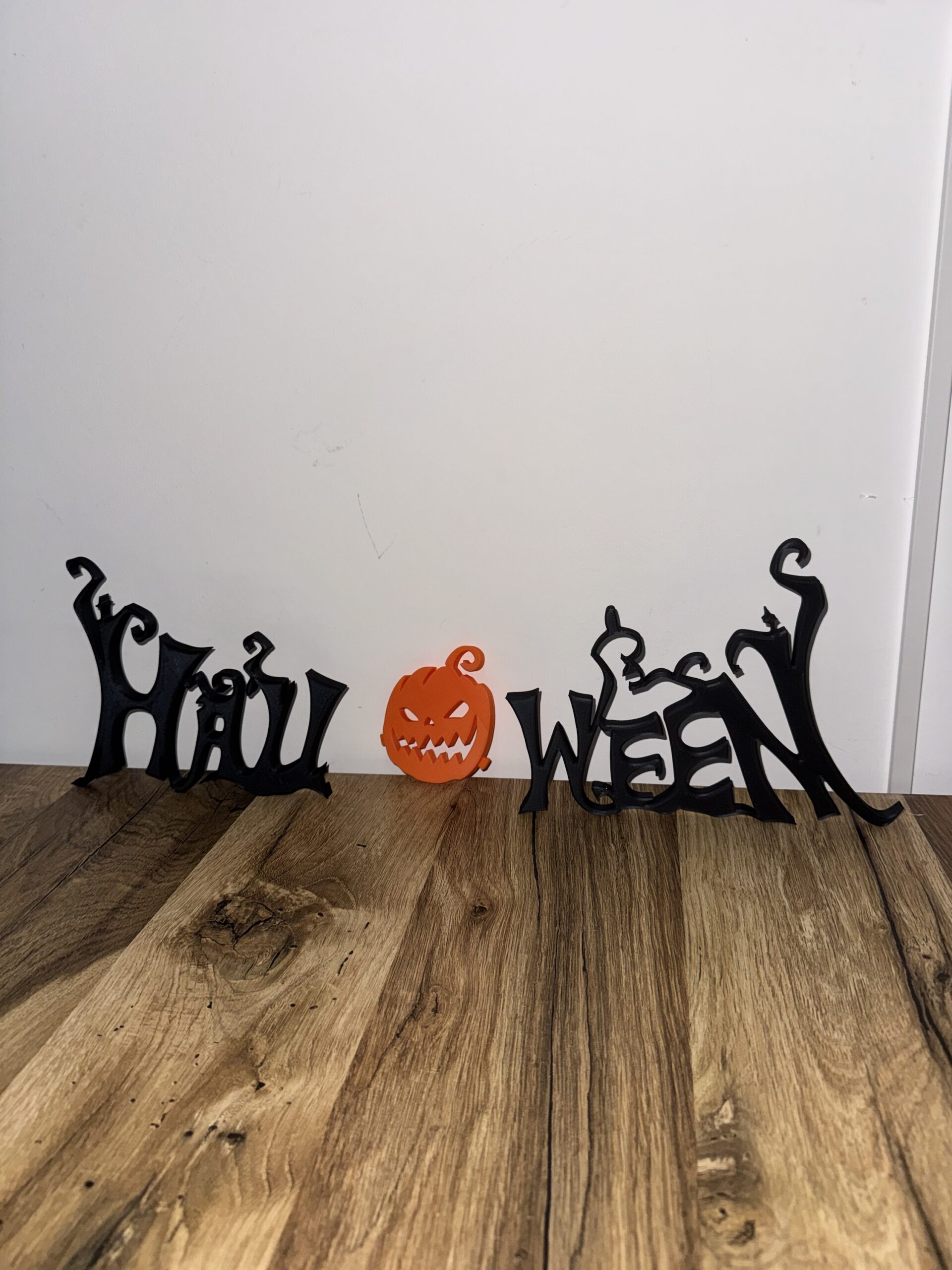 3-teilger Halloweenschriftzug aus 3D-Druck