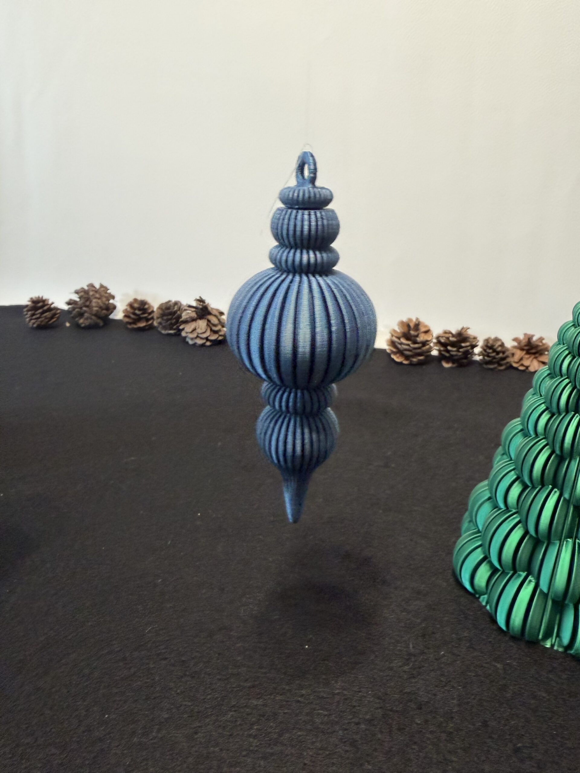 elegante Weihnachtsbaum Anhänger in 5 edlen Farben – Bild 3